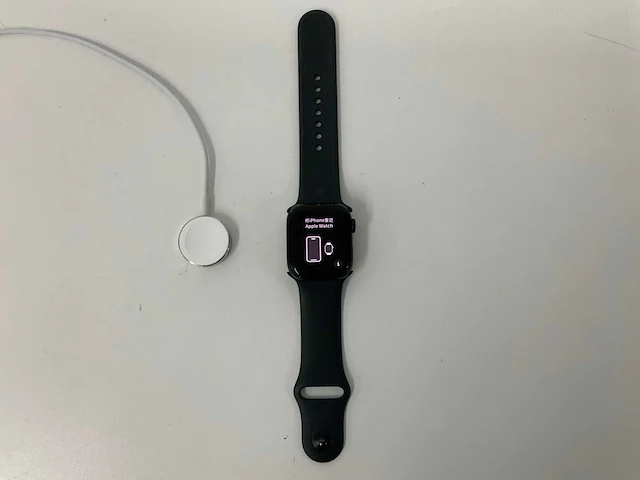 Apple watch a2770 series 8 41mm gps aluminium midnight - afbeelding 1 van  5