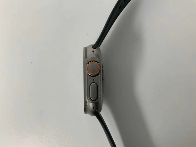 Apple watch a2986 ultra 2 49mm gps titanium - afbeelding 3 van  4