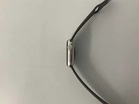 Apple watch se (2022) 40mm gps silver aluminium with silicone wristband - afbeelding 4 van  5