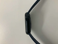 Apple watch se (2022) 44mm gps midnight aluminium with midnight blue wristband - afbeelding 4 van  5