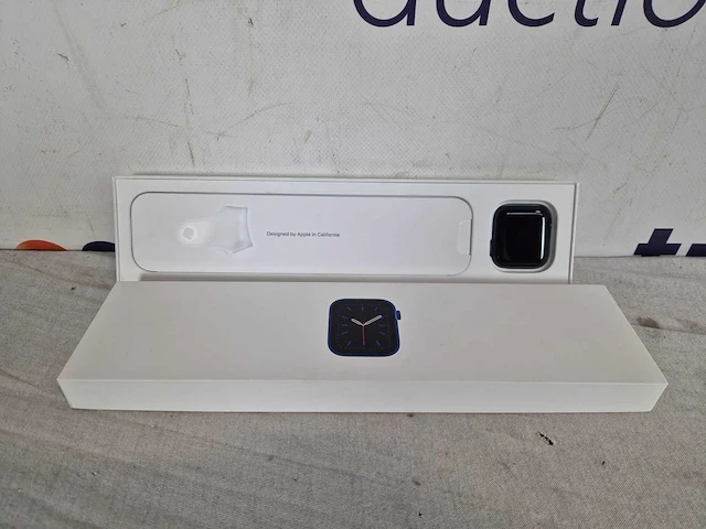 Apple watch series 6 - 40 mm - blauw - afbeelding 2 van  2