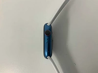 Apple watch series 7 45mm gps blue aluminium with white wristband - afbeelding 4 van  5