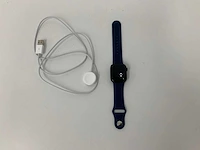 Apple watch series 8 41mm gps midnight aluminium with blue sport band - afbeelding 1 van  5