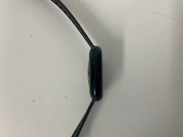 Apple watch series 8 45mm gps midnight aluminium with nike sport band black - afbeelding 3 van  5