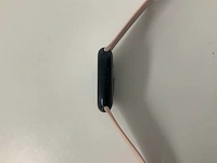 Apple watch series 8 45mm gps midnight aluminium with pink wristband - afbeelding 4 van  5