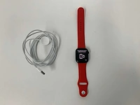 Apple watch series 8 45mm gps midnight aluminium with red sport band - afbeelding 1 van  5