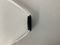 Apple watch series 8 45mm gps midnight aluminium with white wristband - afbeelding 3 van  5