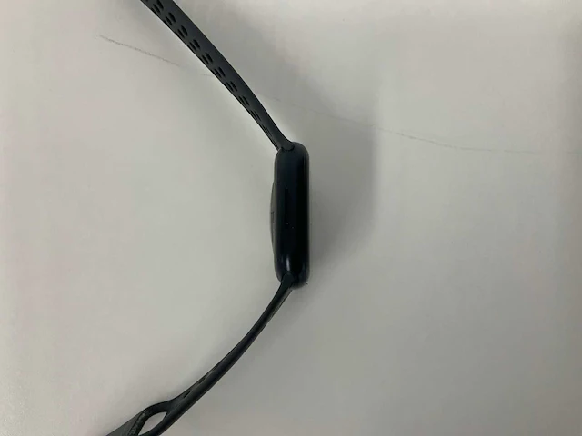 Apple watch series 9 45mm gps midnight aluminium with nike sport band black - afbeelding 3 van  5