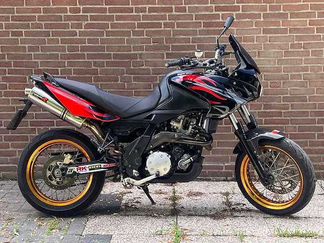 Aprilia - all-road - pegasso 650 strada factory - motorcycle - afbeelding 5 van  13