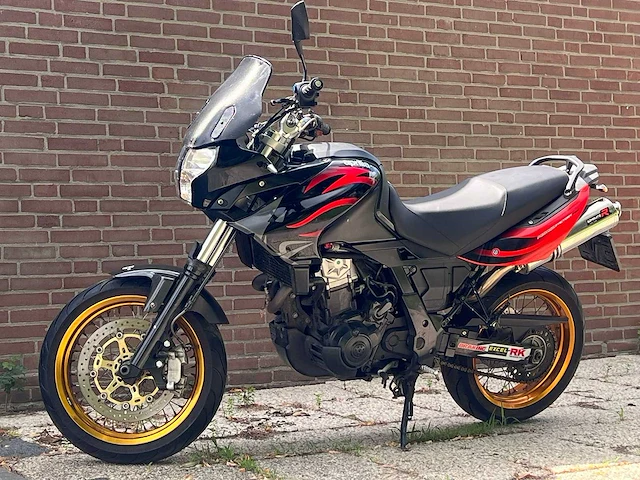 Aprilia - all-road - pegasso 650 strada factory - motorcycle - afbeelding 1 van  13