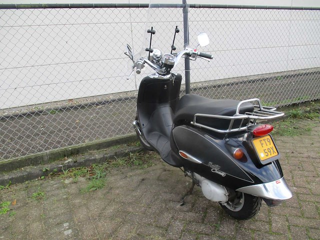 Aprilia - bromscooter - mojito habana custom 2takt - scooter - afbeelding 2 van  11