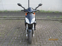 Aprilia - bromscooter - sportcity one 4t - scooter - afbeelding 3 van  9