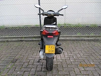 Aprilia - bromscooter - sportcity one 4t - scooter - afbeelding 9 van  9