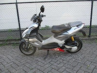 Aprilia - bromscooter - sr 50 lc 2takt! - scooter - afbeelding 1 van  11