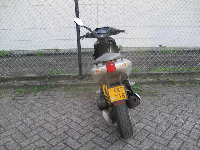 Aprilia - bromscooter - sr 50 lc 2takt! - scooter - afbeelding 10 van  11