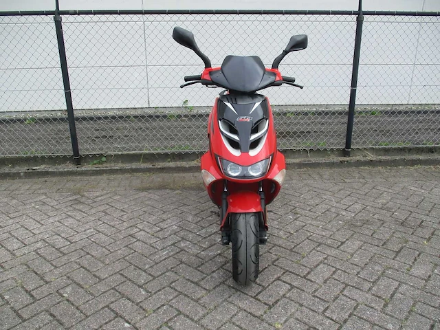 Aprilia - bromscooter - sr50 sport dt. tech 2 takt - scooter - afbeelding 6 van  12