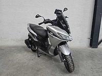 Aprilia - bromscooter - sxr 50 - 4t 45km uitvoering fjl03n - afbeelding 4 van  7