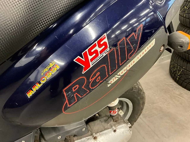 Aprilia - rally 50 ac - bromscooter - afbeelding 4 van  11