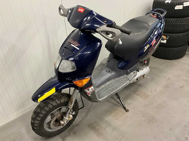 Aprilia - rally 50 ac - bromscooter - afbeelding 6 van  11