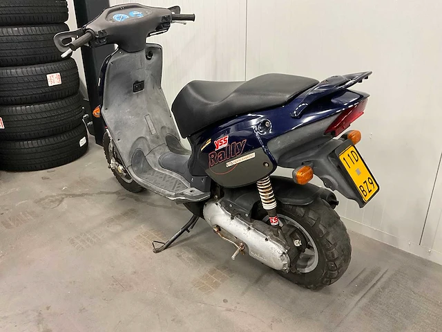 Aprilia - rally 50 ac - bromscooter - afbeelding 9 van  11