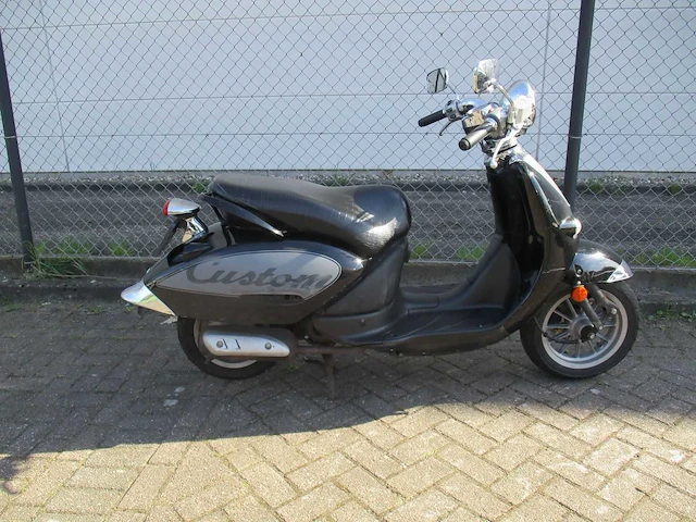 Aprilia - snorscooter - mojito custom ac/ 2 takt! - scooter - afbeelding 8 van  11