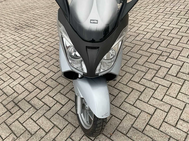 Aprilia scooter atlantic 500 sprint motorfiets - afbeelding 12 van  14