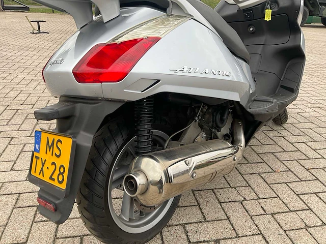 Aprilia scooter atlantic 500 sprint motorfiets - afbeelding 14 van  14