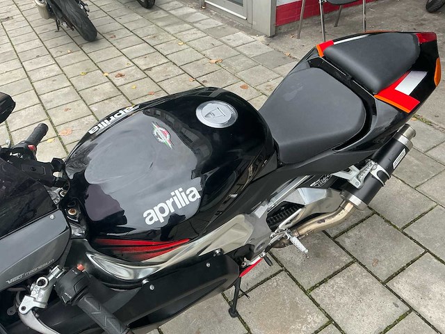 Aprilia sport rsv 1000 r factory - afbeelding 2 van  21