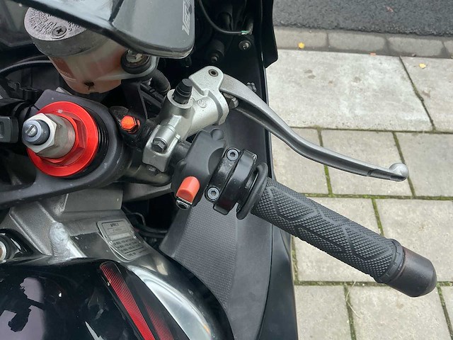 Aprilia sport rsv 1000 r factory - afbeelding 9 van  21