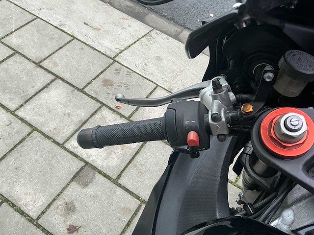 Aprilia sport rsv 1000 r factory - afbeelding 10 van  21