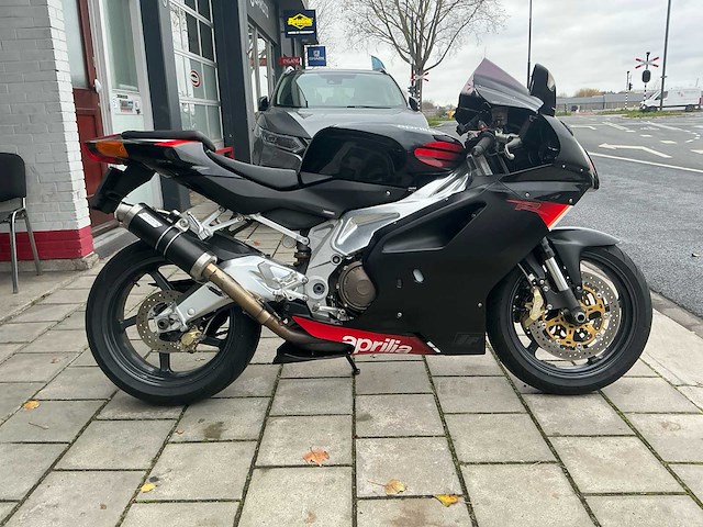 Aprilia sport rsv 1000 r factory - afbeelding 18 van  21