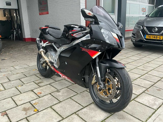 Aprilia sport rsv 1000 r factory - afbeelding 19 van  21