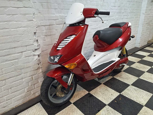 Aprilia sr 45 km bromscooter 2takt - afbeelding 2 van  7