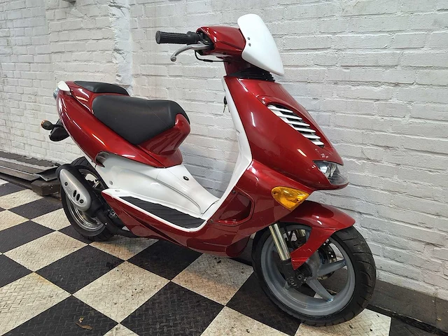 Aprilia sr 45 km bromscooter 2takt - afbeelding 7 van  7