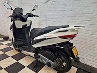 Aprilia sxr50 45 km bromscooter 4takt - afbeelding 3 van  7