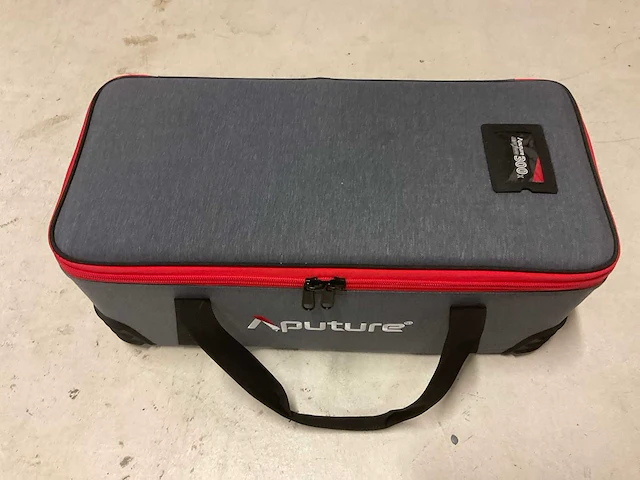 Aputure 300x licht set - afbeelding 2 van  10