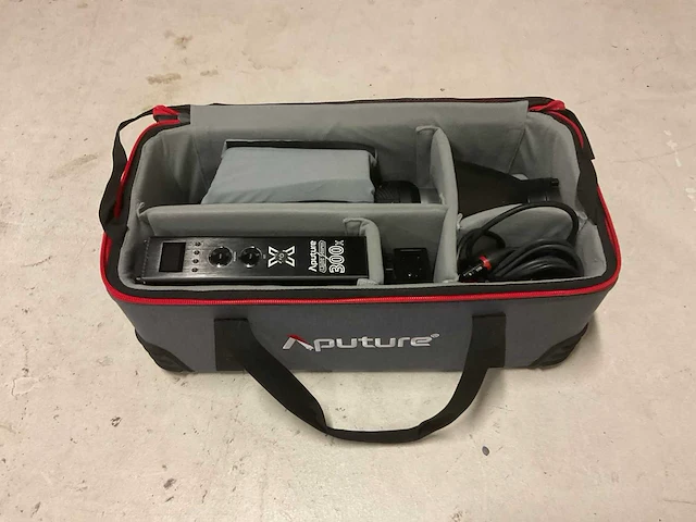 Aputure 300x licht set - afbeelding 10 van  10