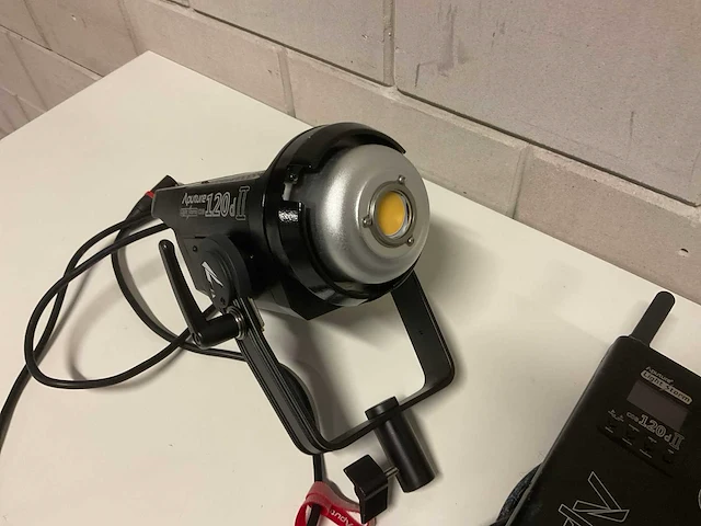 Aputure cob120dii licht set - afbeelding 3 van  7