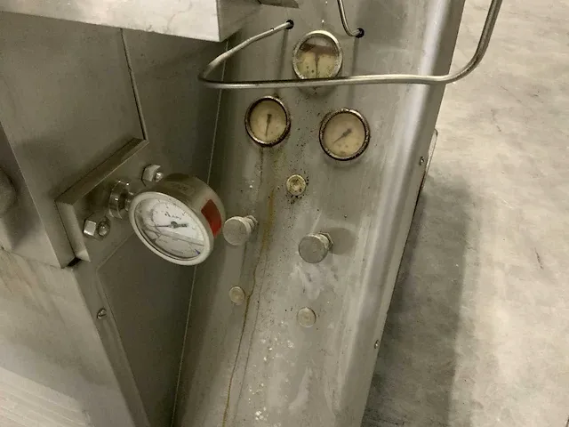 Apv gaulin homogenisator - afbeelding 10 van  11