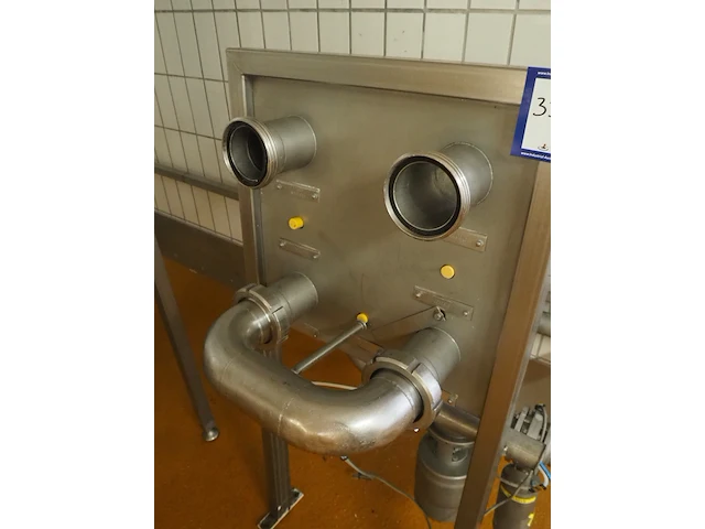 Apv - afbeelding 4 van  6