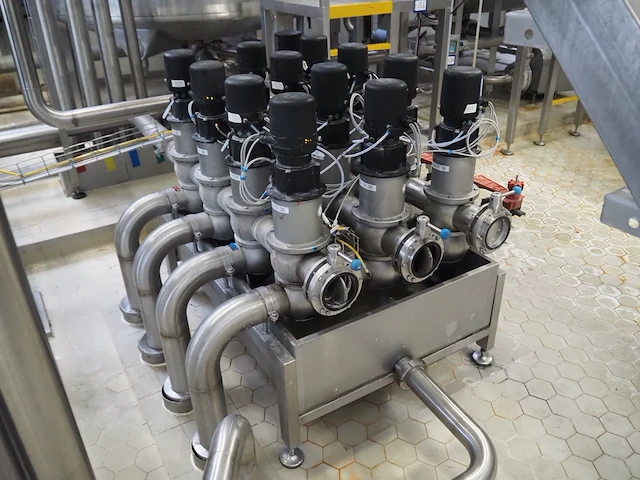 Apv - afbeelding 3 van  9
