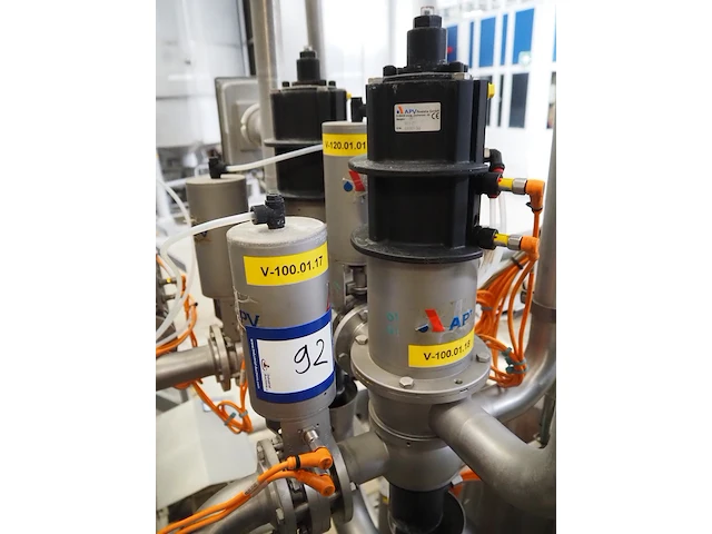 Apv - afbeelding 4 van  6