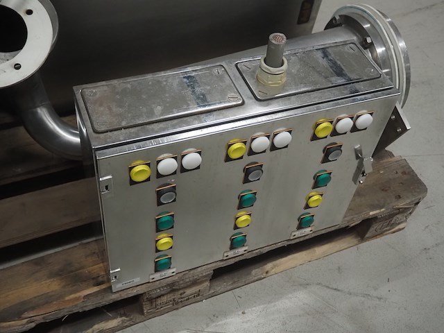 Apv - afbeelding 17 van  17