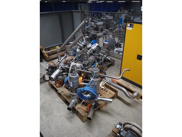 Apv - afbeelding 5 van  12