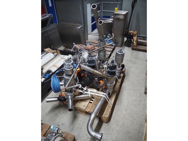 Apv - afbeelding 6 van  12