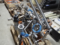 Apv - afbeelding 7 van  12