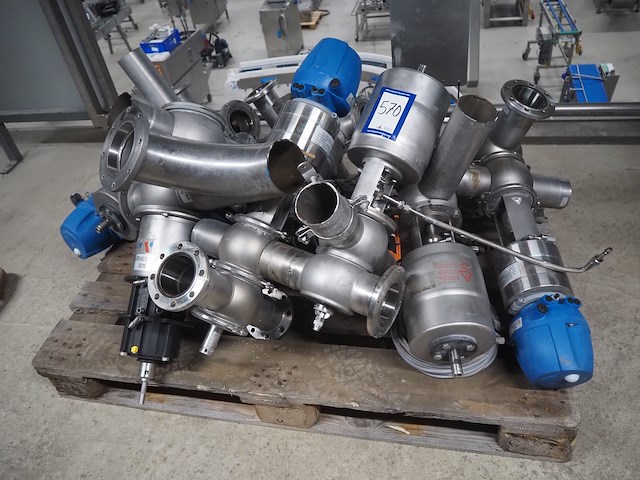 Apv - afbeelding 4 van  11