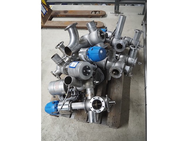 Apv - afbeelding 6 van  11