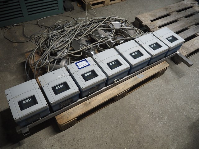 Apv - afbeelding 7 van  12