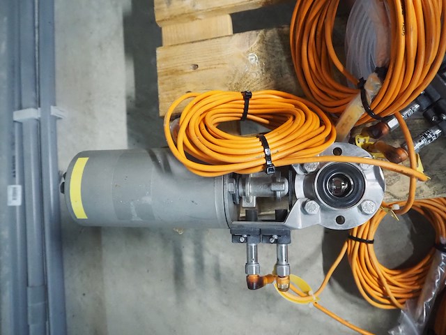 Apv - afbeelding 4 van  12